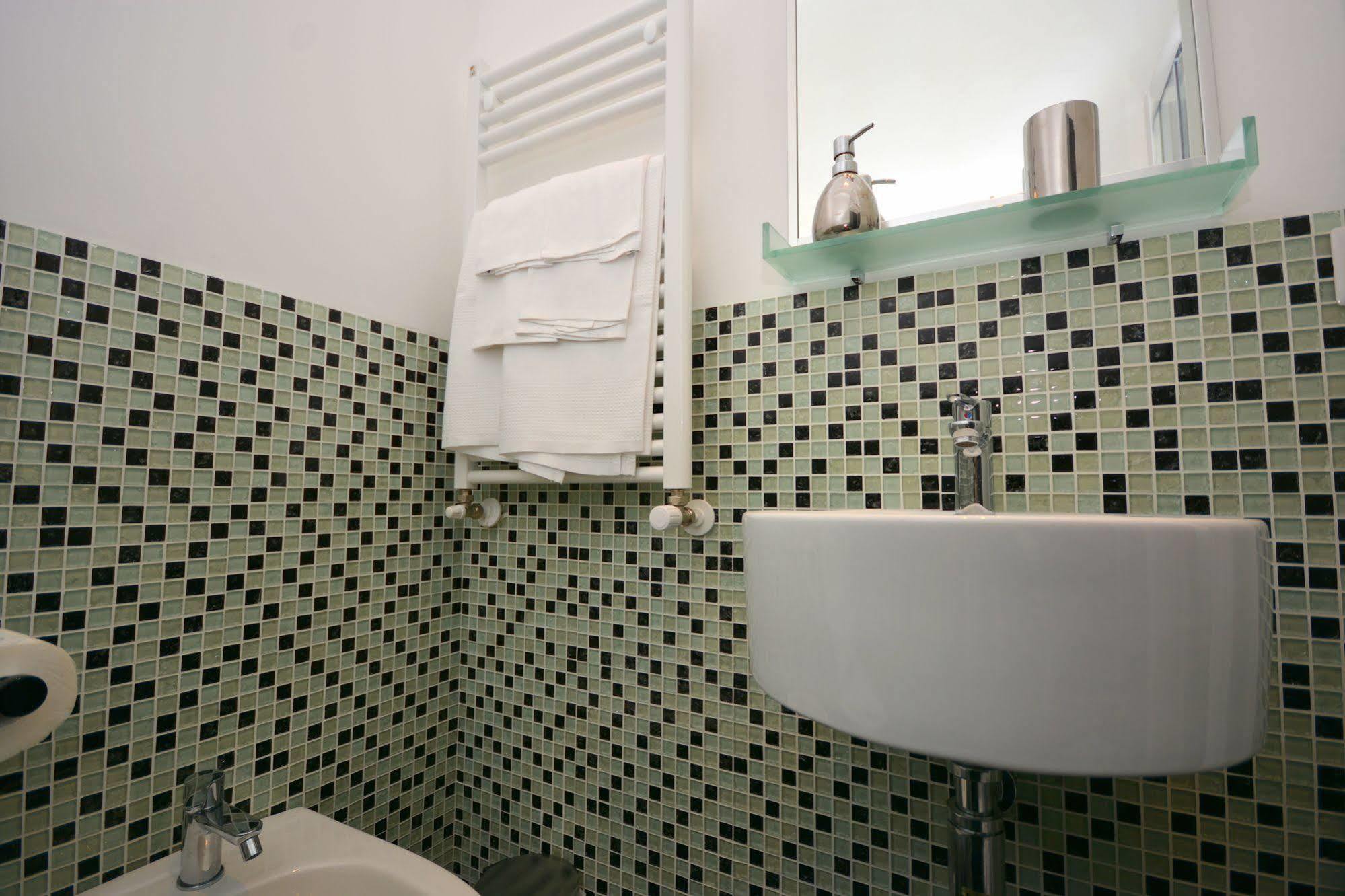 Cento Passi Dal Vaticano Bed and breakfast Roma