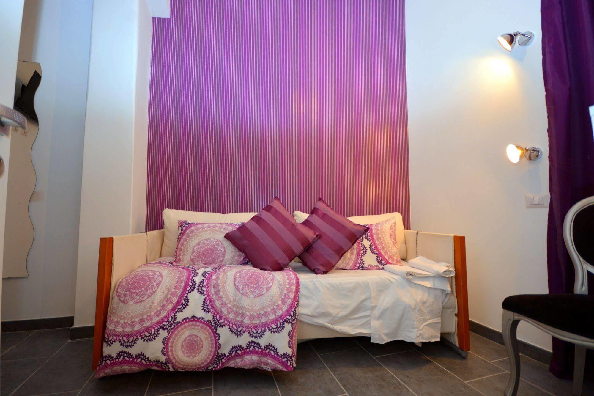 Bed and breakfast Cento Passi Dal Vaticano 3*